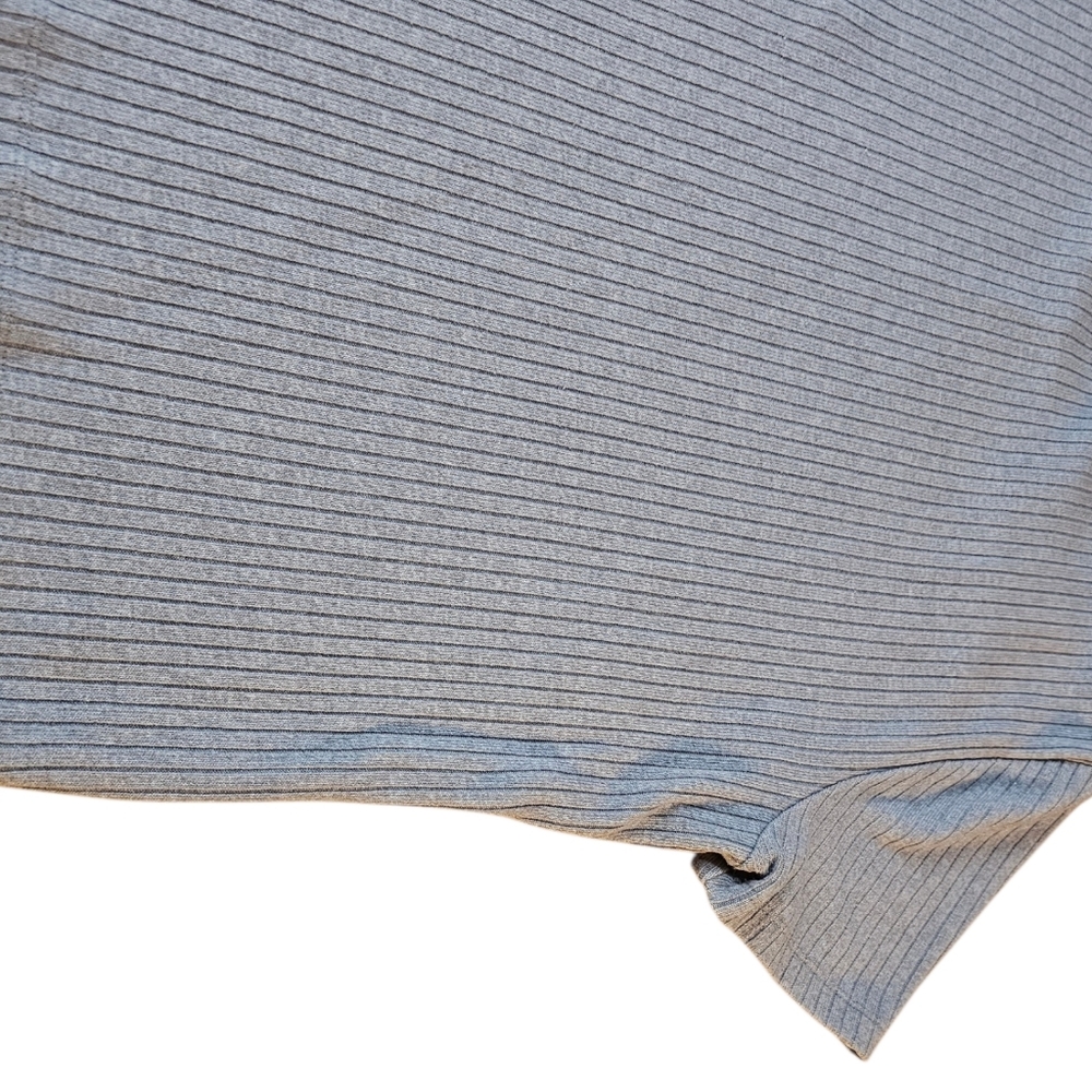 ๐ผ4/$30 Ardene Grey Ribbed Cropped Tee Fitted Top Size Large โจ - Picture 5 of 7